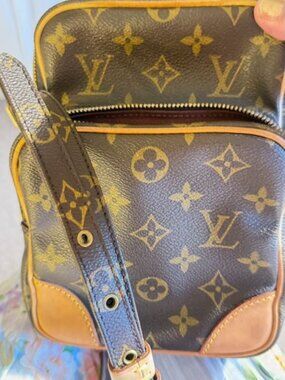 SOLDCrossbody Shoulder Bag March 2002